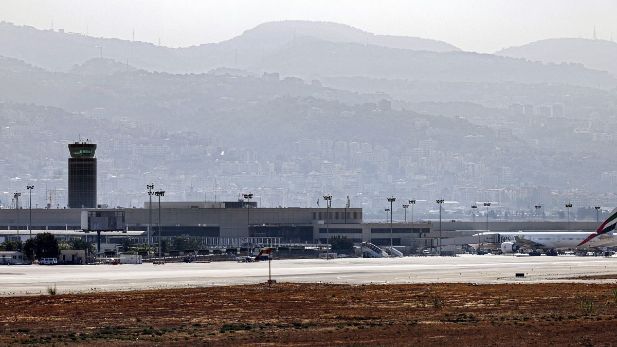  مطار رفيق الحريري الدولي في بيروت 