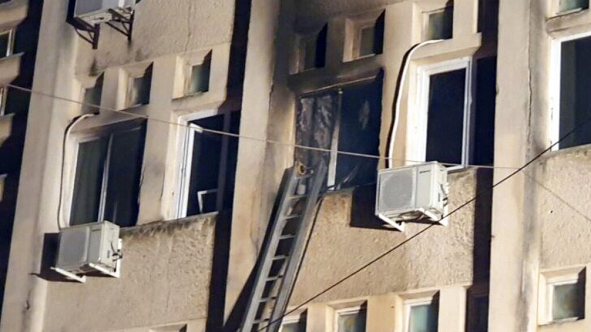 Пожар в румынской больнице: 10 человек погибли