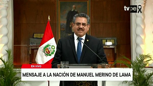 Le président par intérim du Pérou Manuel Merino annonce sa démission Le président par intérim du Pérou Manuel Merino annonce sa démission