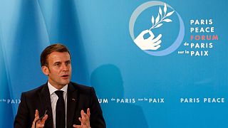 الرئيس الفرنسي إيمانويل ماكرون يحضر مؤتمر باريس للسلام في قصر الإليزيه في باريس. 2020/11/12