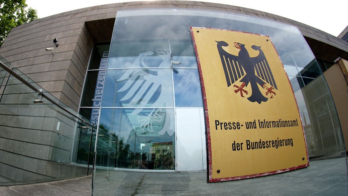 منظر خارجي للمركز الإعلامي للحكومة الالمانية في برلين. 2020/07/10