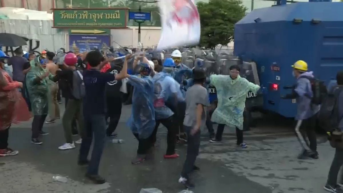 Manifestantes em Banguecoque