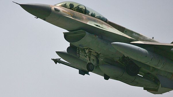 صورة من الارشيف صورة من الارشيف