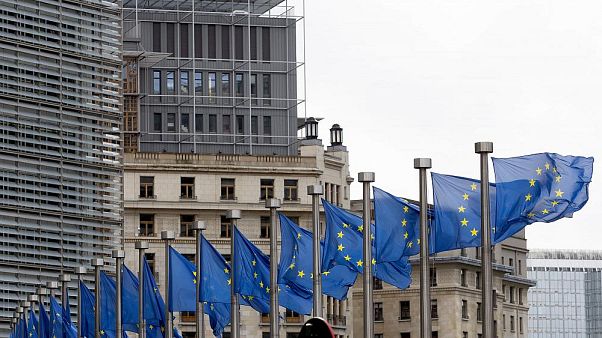 EU-Flaggen vor dem Hauptgebäude der EU in Brüssel, Belgien, 09.10.2019 EU-Flaggen vor dem Hauptgebäude der EU in Brüssel, Belgien, 09.10.2019