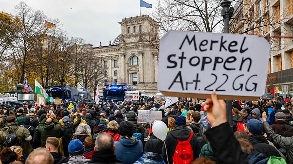 قرب بوابة براندنبورغ في وسط برلين، ألمانيا قرب بوابة براندنبورغ في وسط برلين، ألمانيا