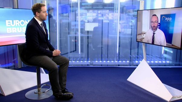 Manfred Weber szerint Merkel oldja majd meg a vétó miatti válságot Manfred Weber szerint Merkel oldja majd meg a vétó miatti válságot
