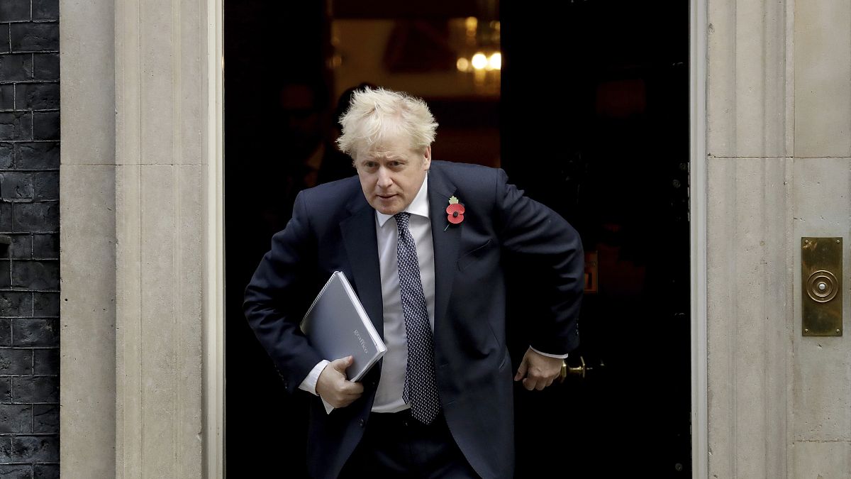 Le Premier ministre britannique Boris Johnson quittant le 10 Downing Street à Londres, le 10 novembre 2020.