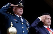 Eski Meksika Savunma Bakanı Salvador Cienfuegos (solda) / Arşiv