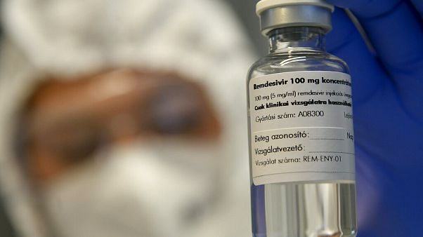 Un frasco de Remdesivir en un hospital húngaro Un frasco de Remdesivir en un hospital húngaro