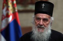 Líder da igreja ortodoxa sérvia morre com Covid-19