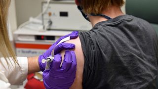 برای واکسن شرکت فایزر و بایون‌تک در آمریکا درخواست مجوز شد