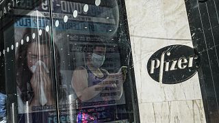 H Pfizer επιχειρεί να εξασφαλίσει την πρώτη έγκριση