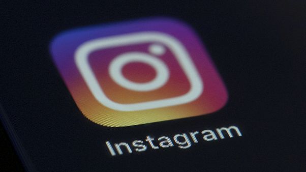 iNSTAGRAM LOGO iNSTAGRAM LOGO