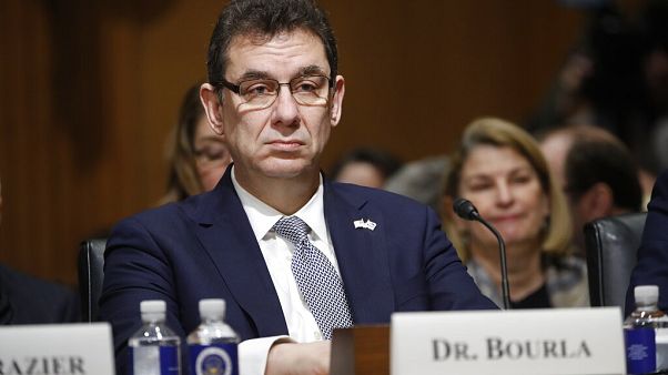 Ο διευθύνων σύμβουλος της Pfizer Αλβέρτος Μπουρλά Ο διευθύνων σύμβουλος της Pfizer Αλβέρτος Μπουρλά