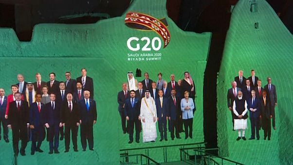 Los líderes del G20 en un montaje para recrear la tradicional foto del grupo. Los líderes del G20 en un montaje para recrear la tradicional foto del grupo.