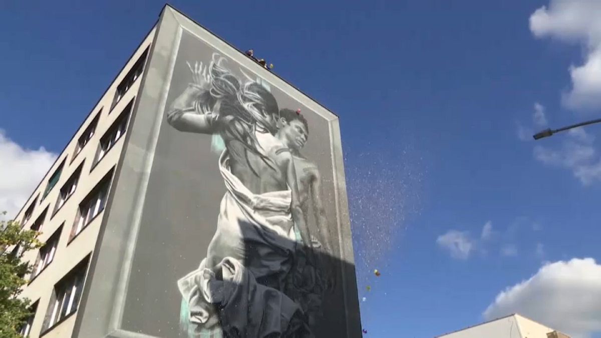 A mural in Rome that it's claimed eats pollution