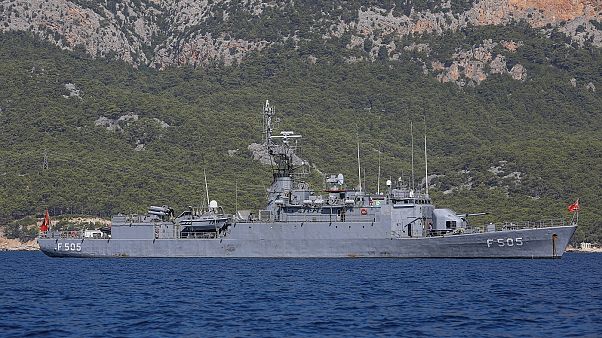 Τουρκικό πολεμικό πλοίο Τουρκικό πολεμικό πλοίο