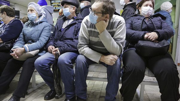 В очереди к врачу, Омск, ноябрь 2020 г. В очереди к врачу, Омск, ноябрь 2020 г.