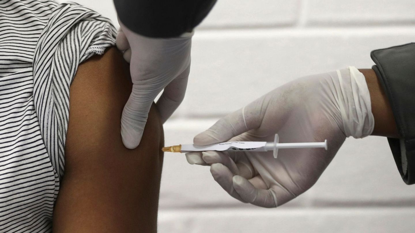تمام واکسن‌های کشف‌شده و موثر ویروس‌ کرونا؛ واکسن‌ها کی به بازار می‌رسند؟ |  Euronews