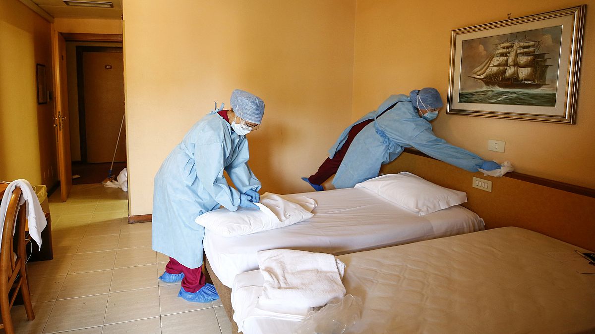 Itália: Doentes Covid-19 acomodados em hotéis