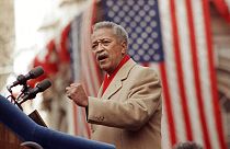 New York'un ilk siyahi Belediye Başkanı David Dinkins