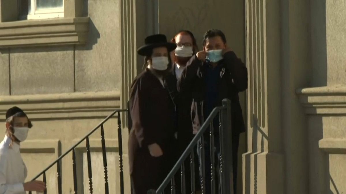 Casamento de sete mil pessoas resulta em multa para sinagoga de Brooklyn