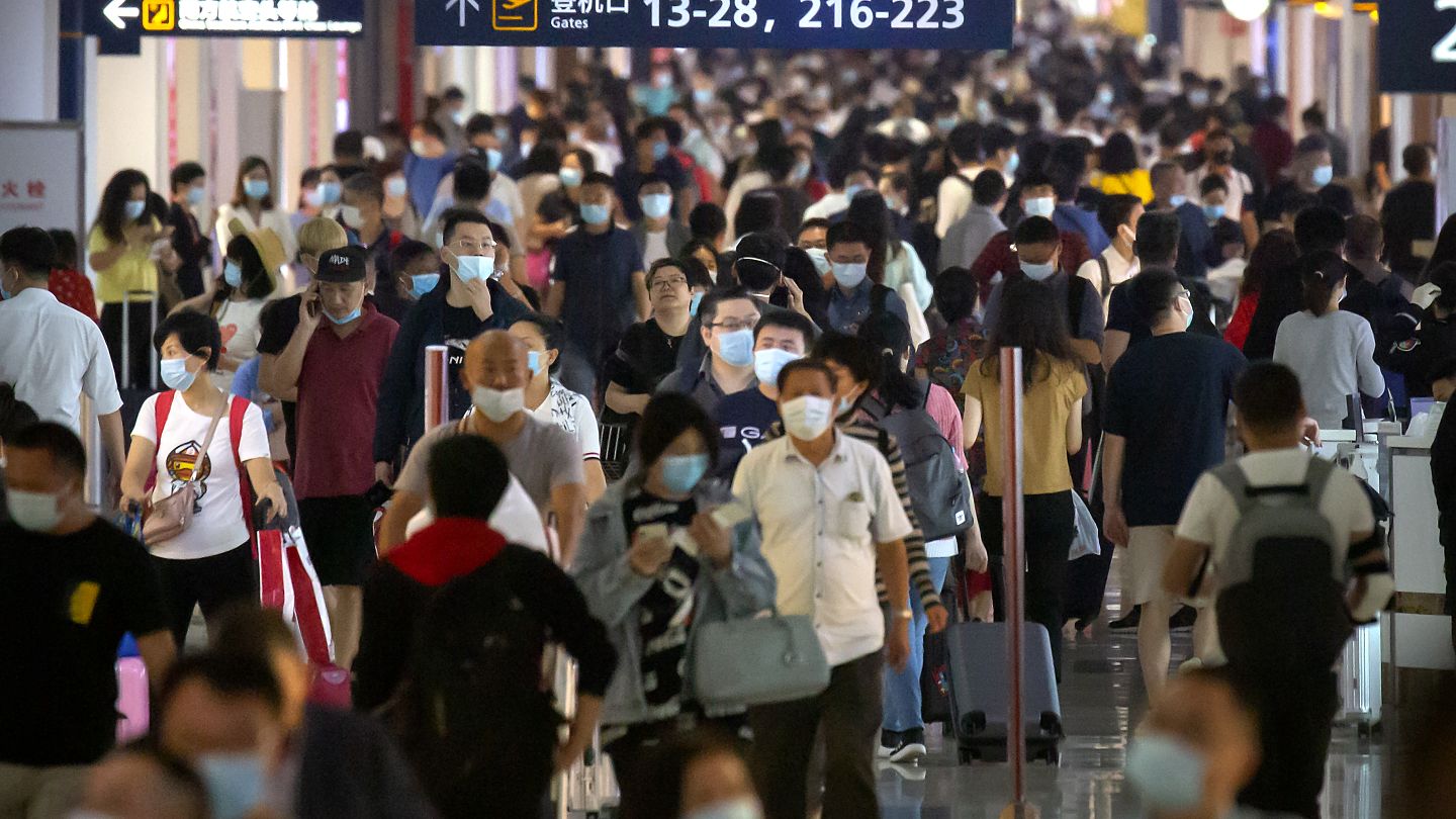 مطار كوانزو الدولي الصين Guangzhou Baiyun International Airport مدونة سياحة