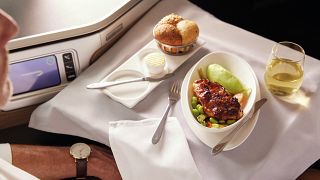 British Airways dining sets and collectibles are being sold after retiring the Boeing 747.