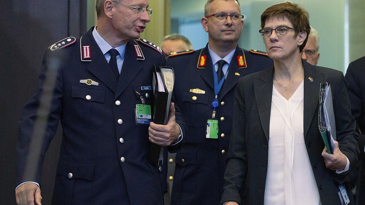 Η υπουργός Άμυνας της Γερμανίας Άνεγκρετ Κραμπ-Κάρενμπαουερ