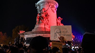 Manifestation place de la République à Paris sur fond de controverse autour du texte sur la "sécurité globale", le 24/11/2020