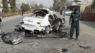 Bombával felrobbantott autó Afganisztánban november 12-én