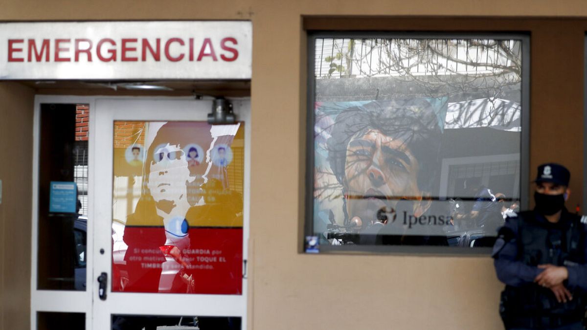 A kórház, ahol Maradonát megműtötték november elején, La Plata, Argentína