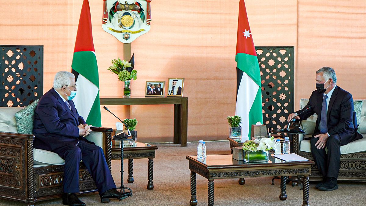 الرئيس محمود عباس يزور العاهل الأردني الملك عبد الله