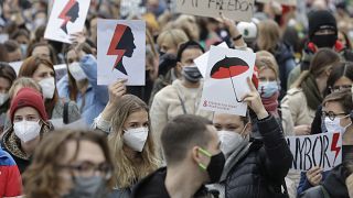 Демонстрация против запрета абортов в Варшаве 28 октября 2020