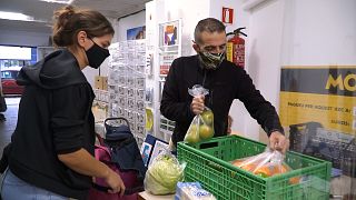 A járvány miatti gazdasági válság "új szegényeket" termelt ki Spanyolországban