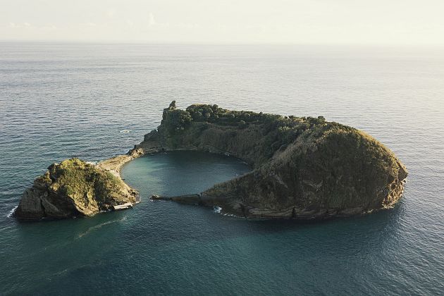 Ilhéu de Vila Franca - São Miguel Ilhéu de Vila Franca - São Miguel