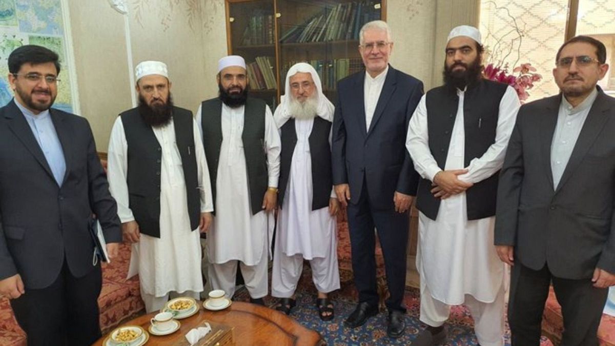 دیدار هیاتی از طالبان با سفیر جدید ایران در دوحه