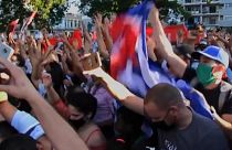 Cientos de jóvenes se concentraron el domingo en La Habana en defensa de La Revolución