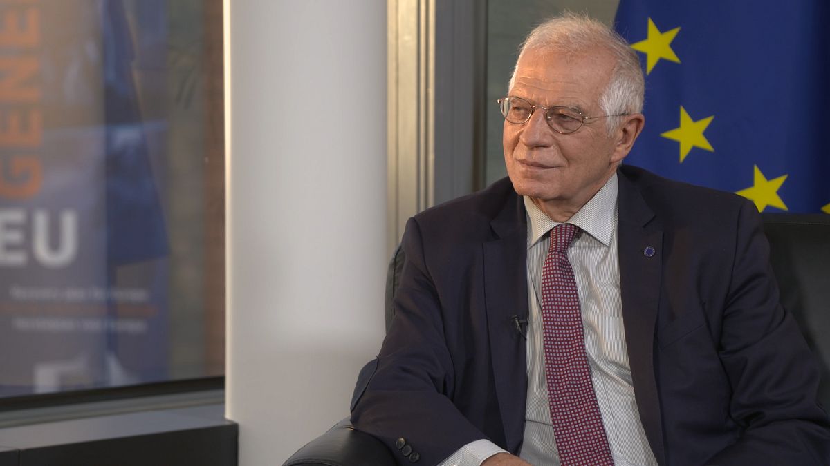 Borrell: "Il 5G? Per l'Europa è un rischio essere dipendente dalla tecnologia altrui"