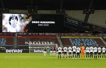 İngiltere Premier League'de Maradona'ya saygı duruşu
