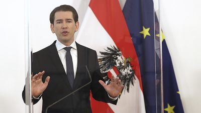 Il cancelliere austriaco annuncia le misure per le stazioni di sci