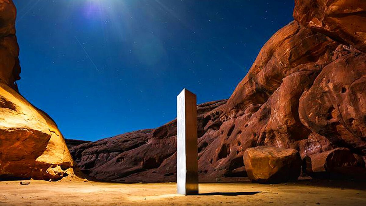 Die Metall-Säule in der Wüste von Utah vor ihrem Verschwinden