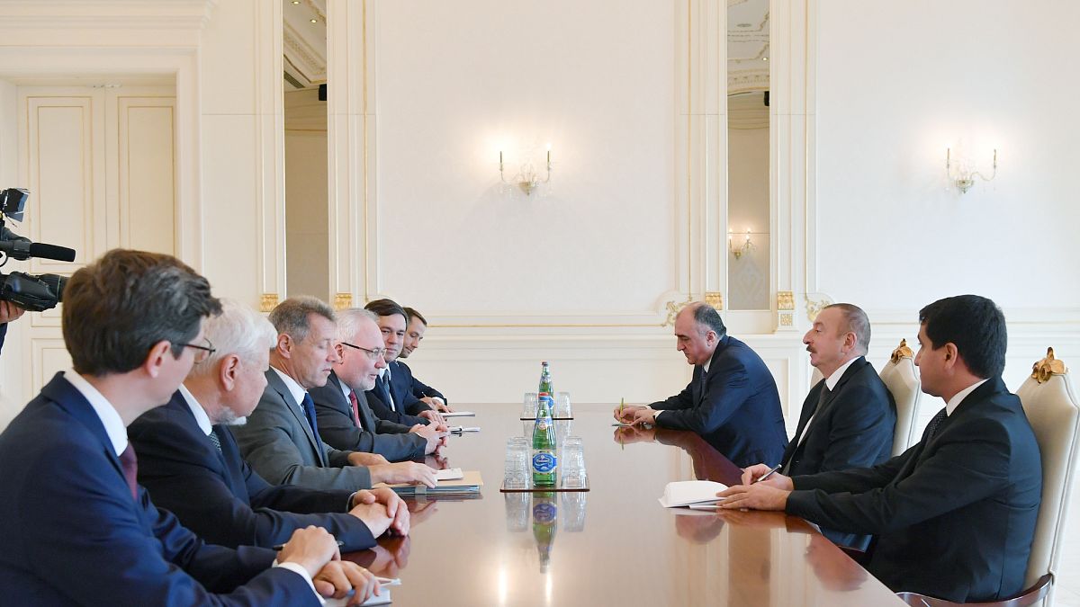 Mins Grubu eş-başkanları ve İlham Aliyev