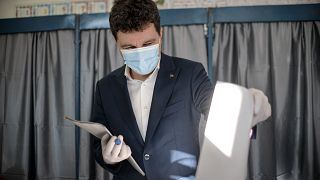 Roumanie : des élections marquées par la pandémie