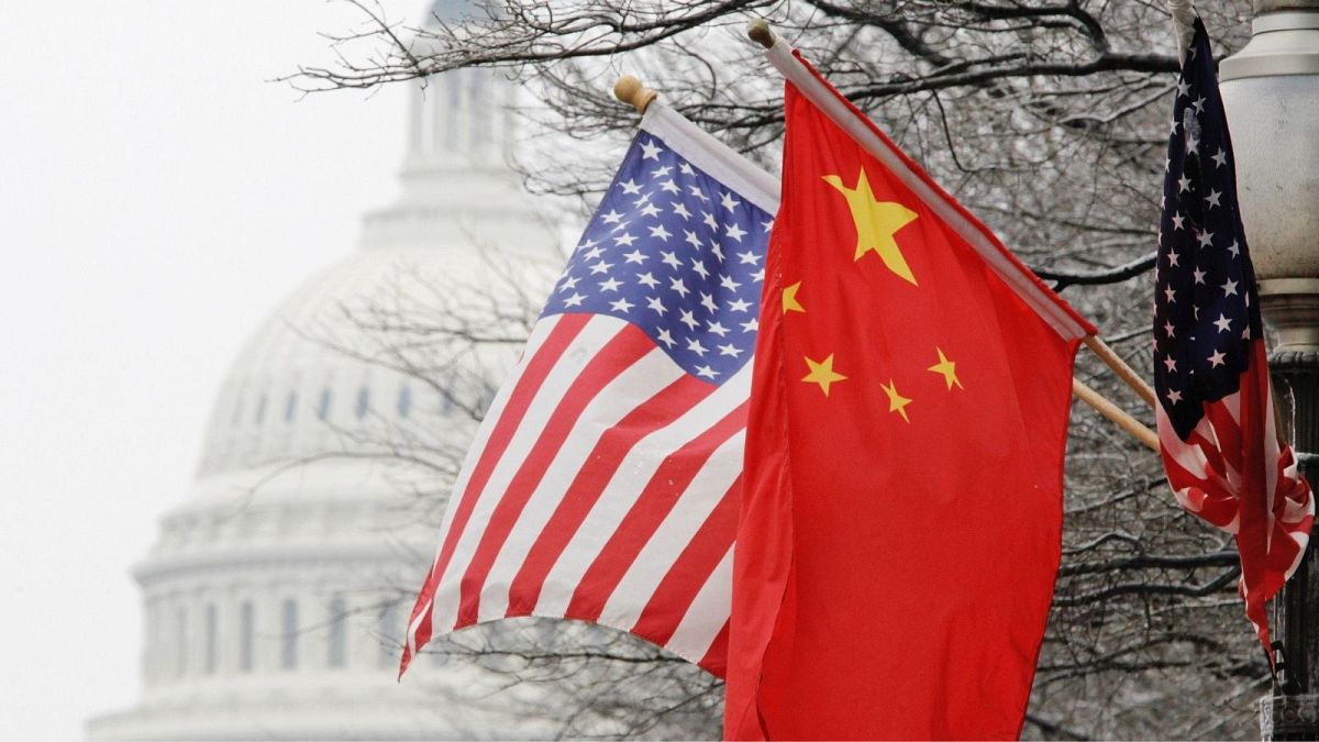 یک مقام آمریکایی چین را بزرگترین تهدید علیه دموکراسی و آزادی در جهان توصیف کرده است.