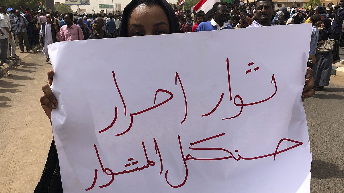 خلال مظاهرة ضد المجلس العسكري في الخرطوم، السودان