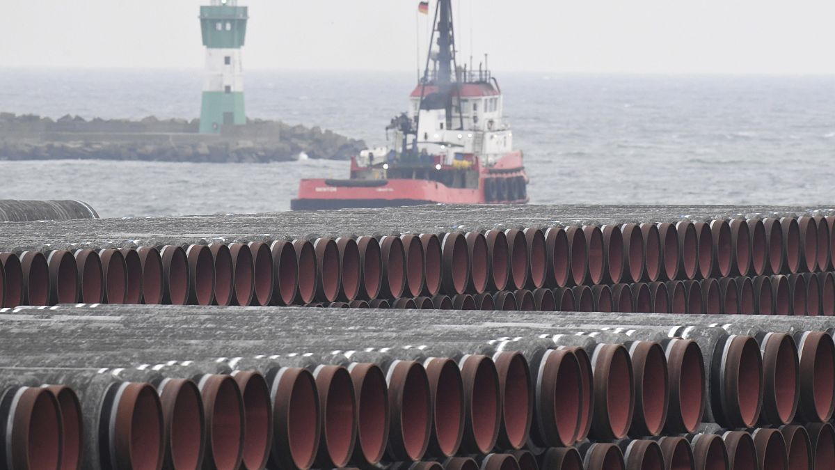 Tuberías para el gasoducto Nord Stream 2 en el puerto de Mukran en la isla de Reugen, mar Báltico, Alemania 4/12/2020.