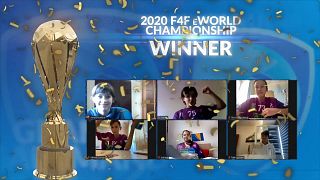 فوتبال برای دوستی؛ جایزه‌ای که میان همه شرکت‌کنندگان تقسیم شد