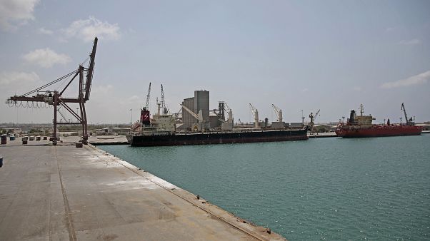 السعودية نيوز | 
    هجوم على سفينة تجارية قبالة سواحل اليمن
