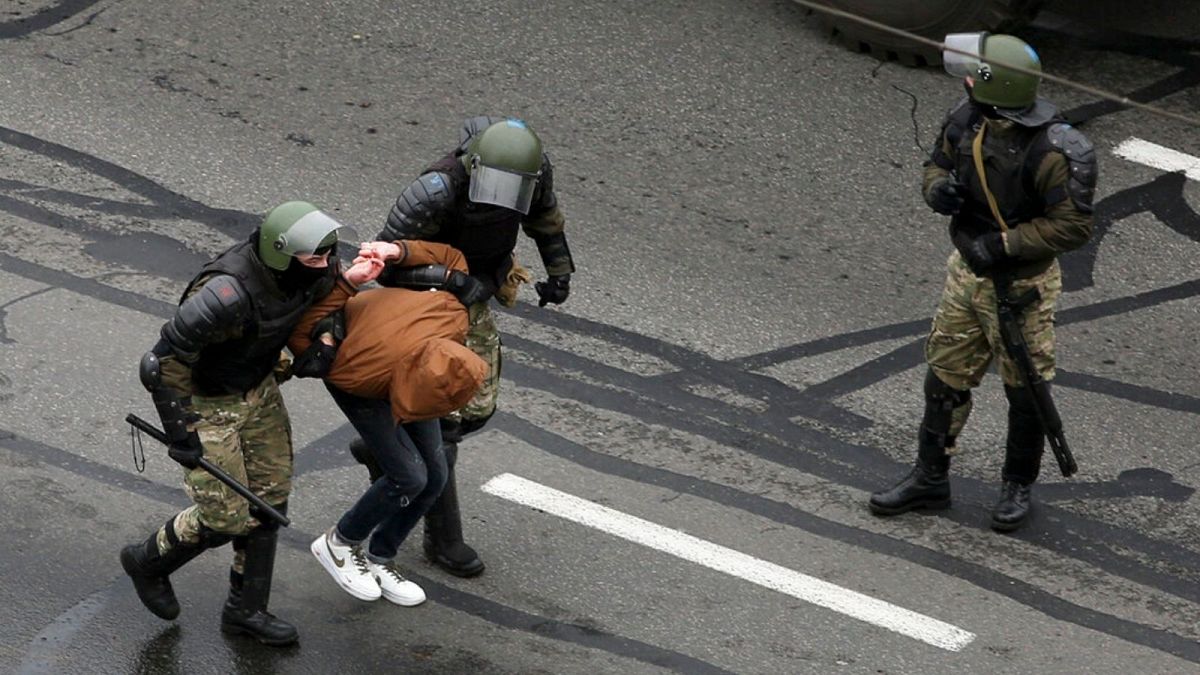 بازداشت یکی از شرکت‌کنندگان در تظاهرات ماه نوامبر مخالفان دولت بلاروس